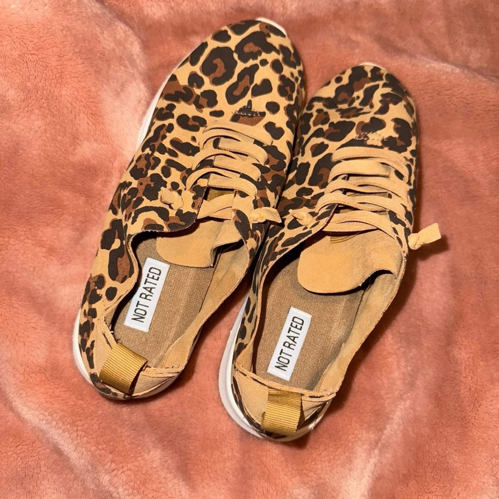 Not Rated Women's Leopard 🐆 Sneakers, size 7, new. Never worn. So cute 🥰 comfy!
